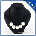 AA 12-13MM Wholesale Leather Rope Plastic Big Pearl Necklace Designs
